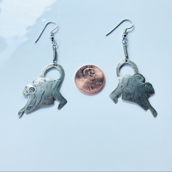 Etched Metal Spider ๐ Monkey ๐ Earrings - Picture 6 of 7